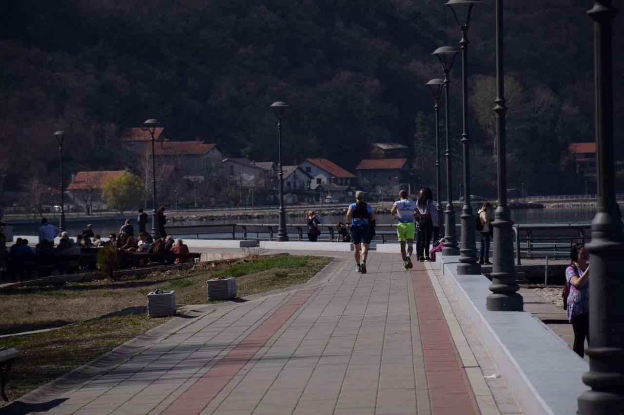 Apartments Barocco Golubac Buitenkant foto